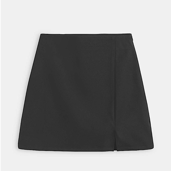 Francia’s Closet Dresses & Skirts - Francia’s Closet Gray Mini Skirt